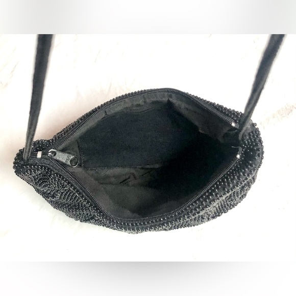 🛍BEADED Small black Cross Body long strap Purse size 8x5 EUC - Picture 10 of 10